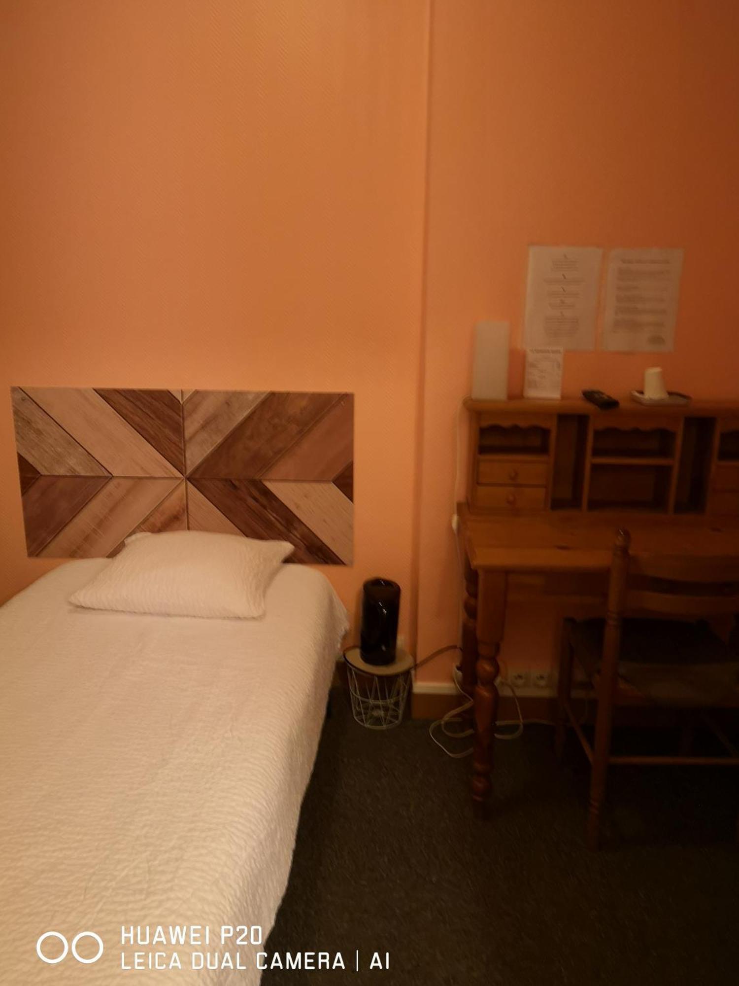 Hotel Le Memphis Пуатье Номер фото